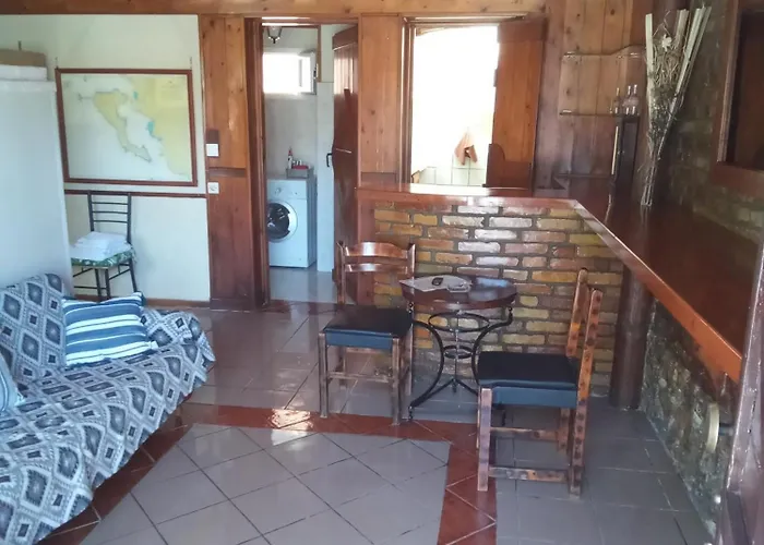 56S.M Comftorable Studio,Airport Area