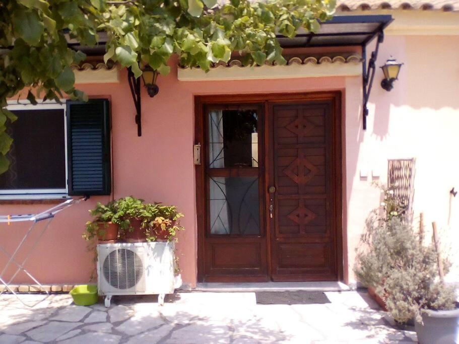 56s.m Comftorable Studio,airport Area Apartment Anemomylos